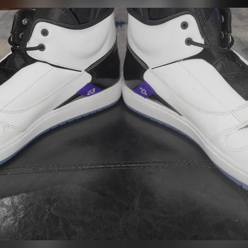 Jordan Fadeaway NIKE Sneakers White/Dark Concord Black- Men's Size 13 NEW
